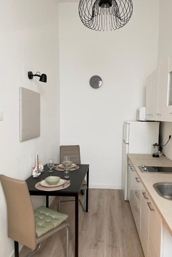 Cozy Apartment In Central Budapest Exterior photo